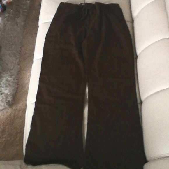 UA women's scrub set - Picture 5 of 9